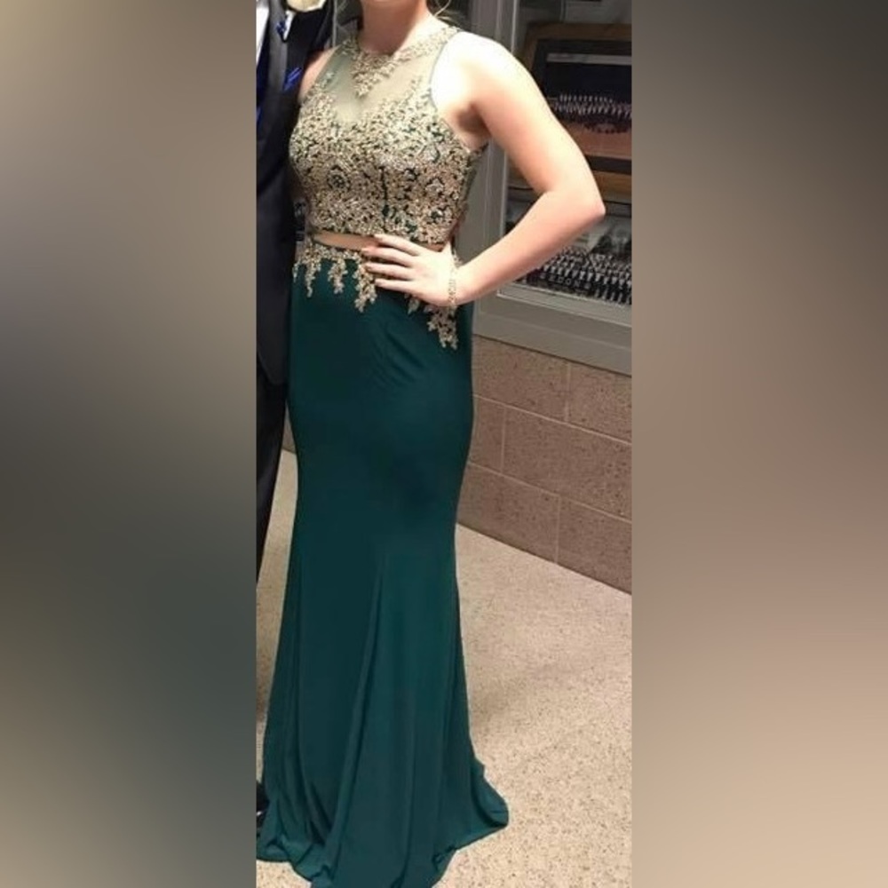 Gorgeous green formal dress